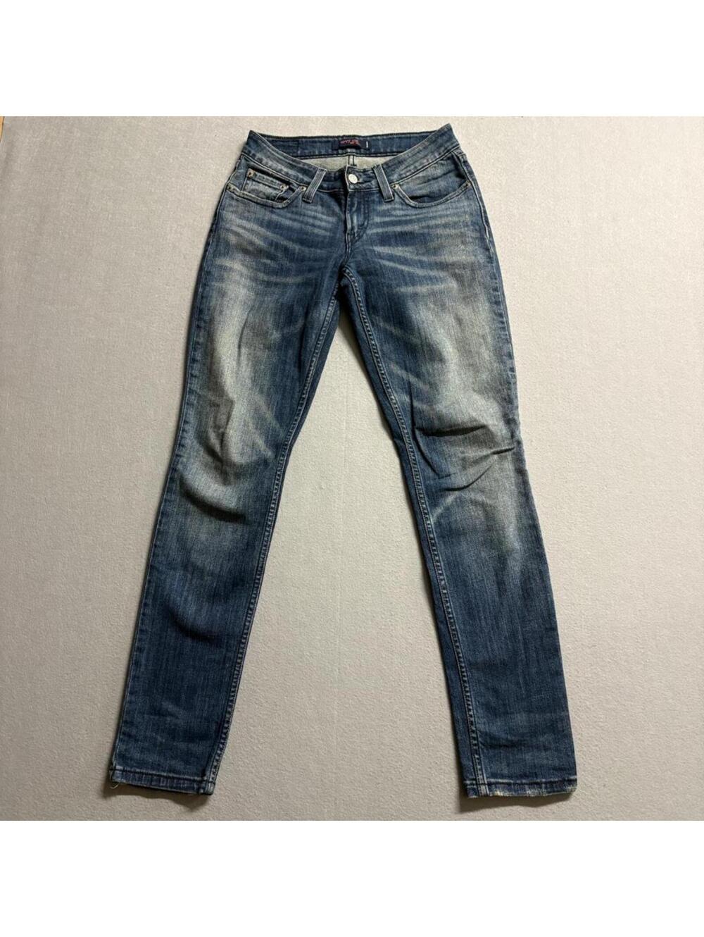 Levis 528 Curvy Cut Jeans Womens 3 Medium Blue Denim Slim Straight Leg Stretch